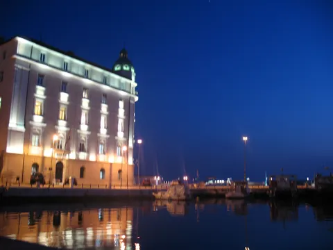 laku noć Splite