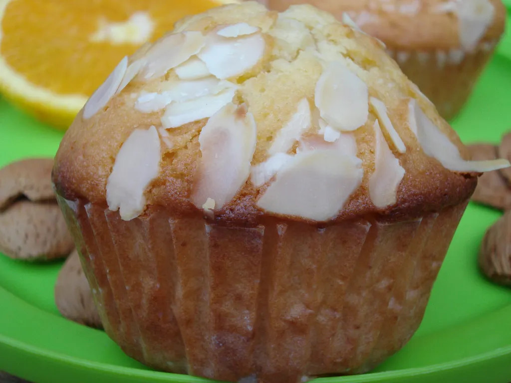 muffini s narančom i bajamima