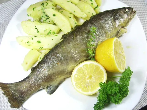 Pastrva u umaku od vina