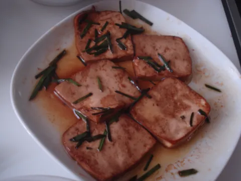 Marinirani pečeni tofu
