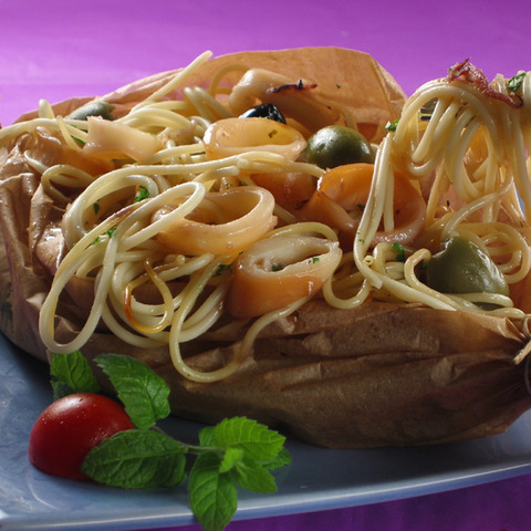 Cartoccio de Calamari si Spaghetti