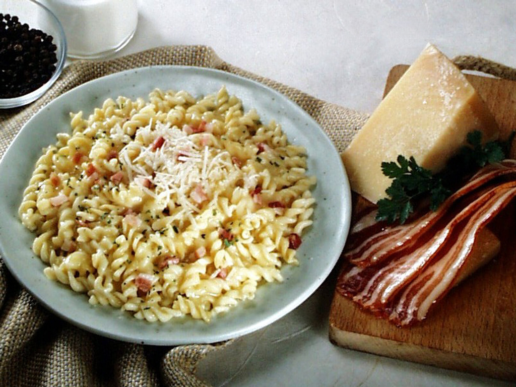 Talianetta Tjestenina carbonara