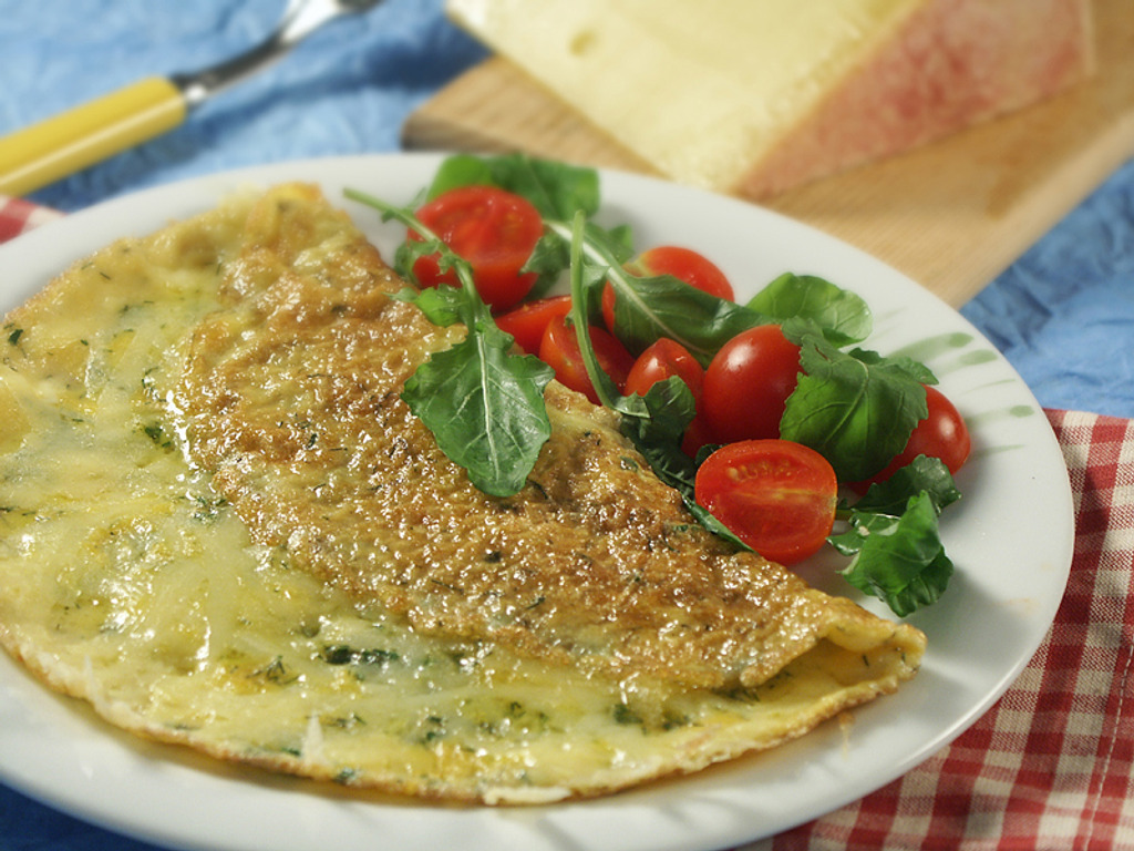 Omlet sa sirom