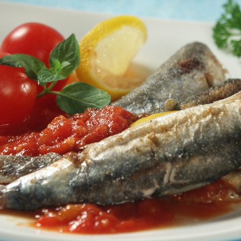 Sardine in sos de rosii