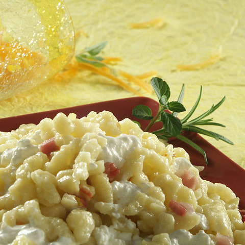 Halušky so syrom a slaninou