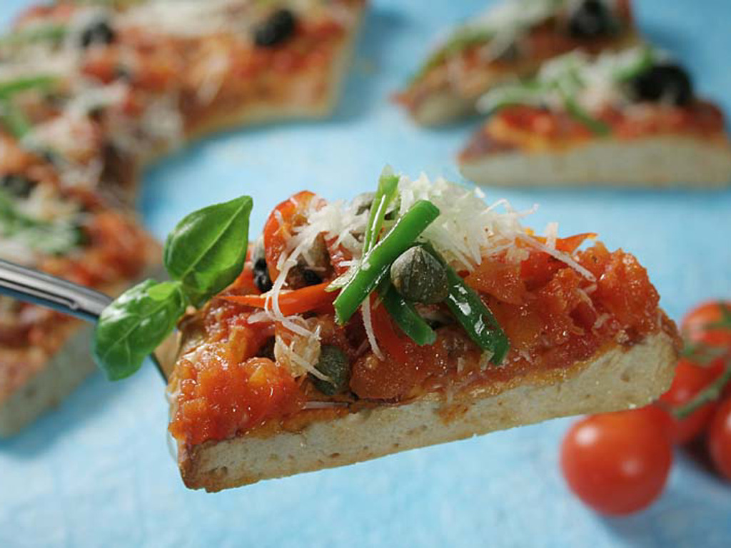 Pizza cu rosii