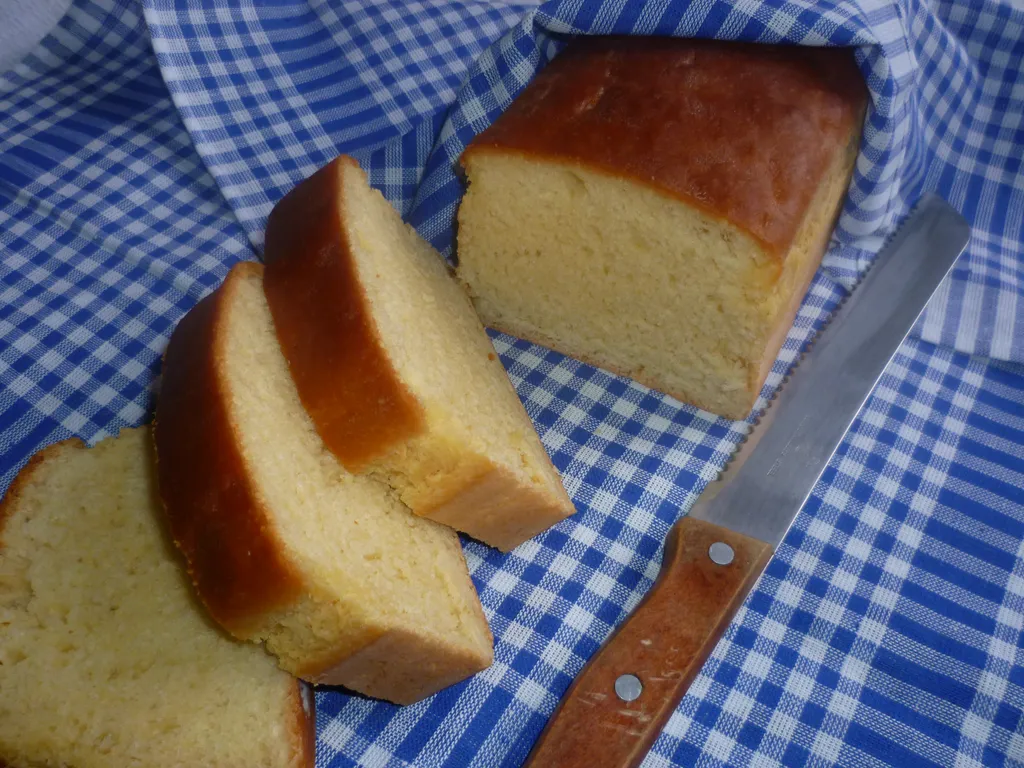 Domaći bijeli KRUH