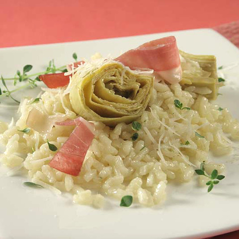 Orez cu anghinare si prosciutto