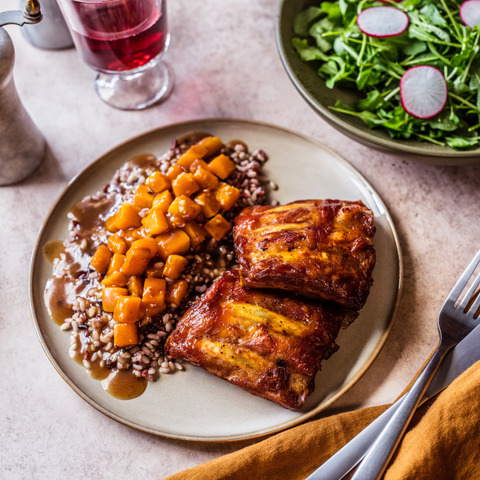 Ribs in maple syrup sauce