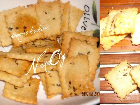 domaći krekeri