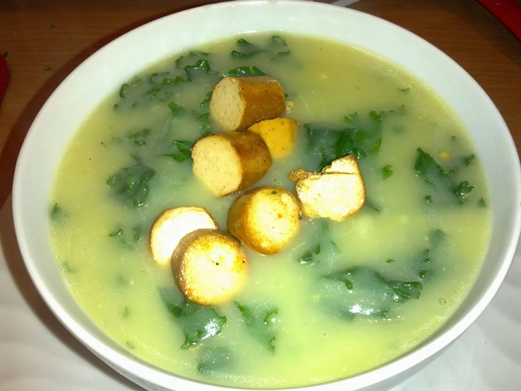 Vege caldo verde