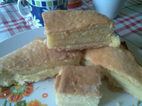 Kisela pita sa sirom