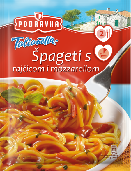 Spaghetti with tomato and mozzarella