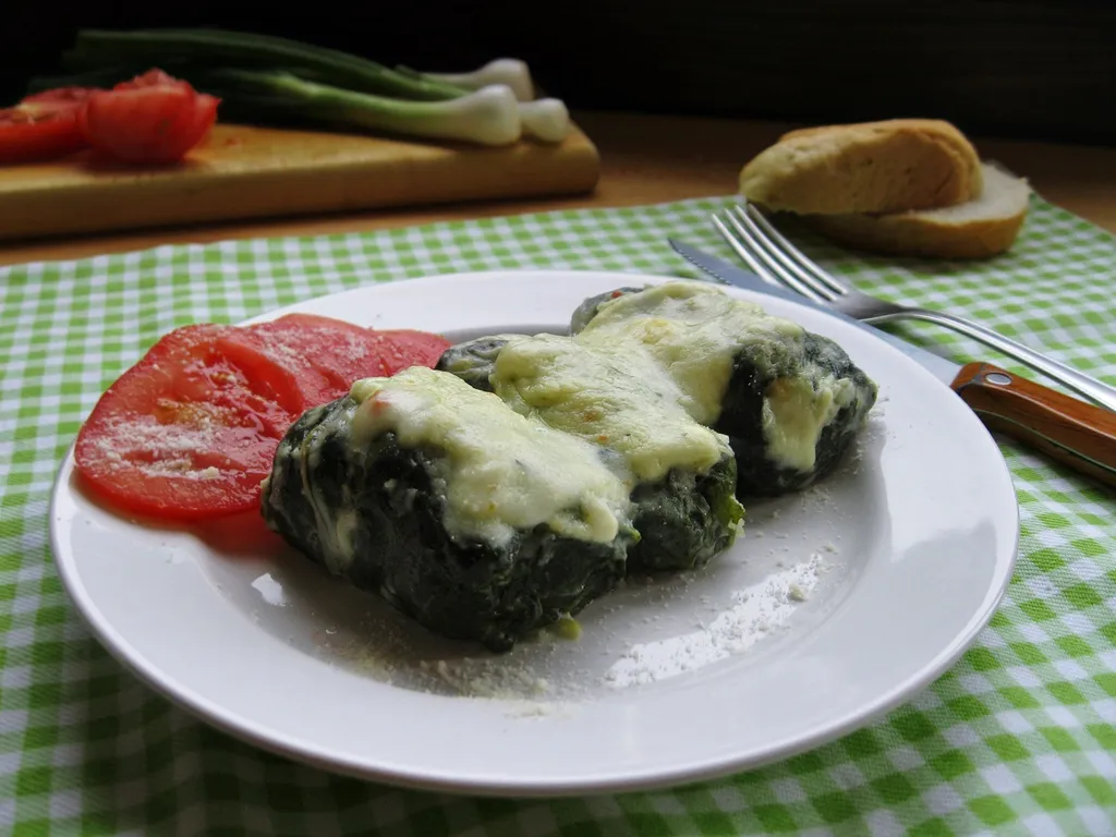 Sarma od blitve sa piletinom
