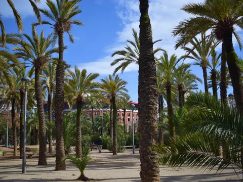ღ Barcelona dio III Parc de Joan Miró