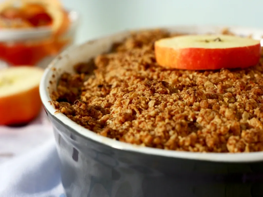 Apple & Cranberry crumble
