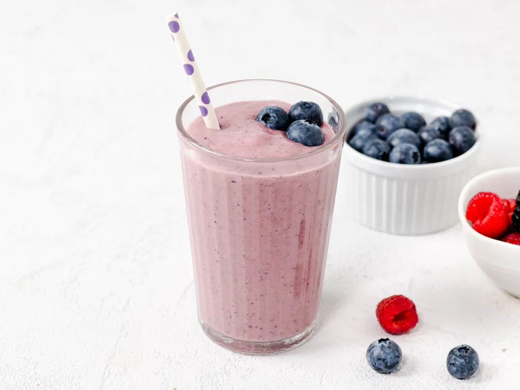 Cookie shake sa šumskim voćem
