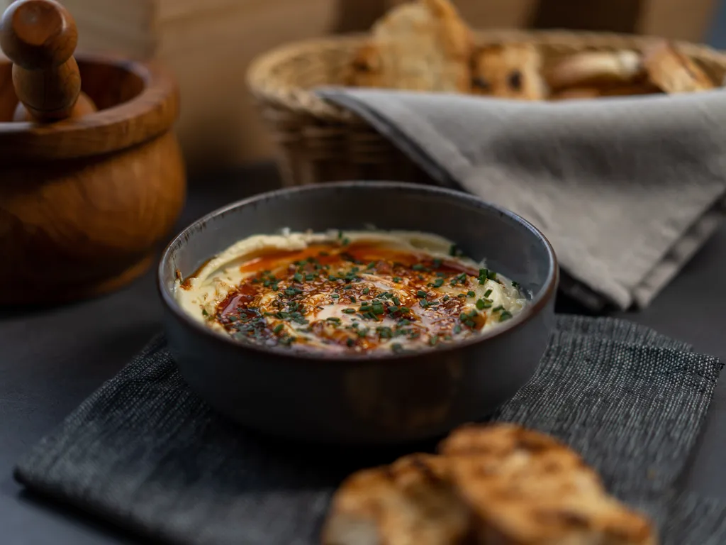 Brie namaz s chilli uljem