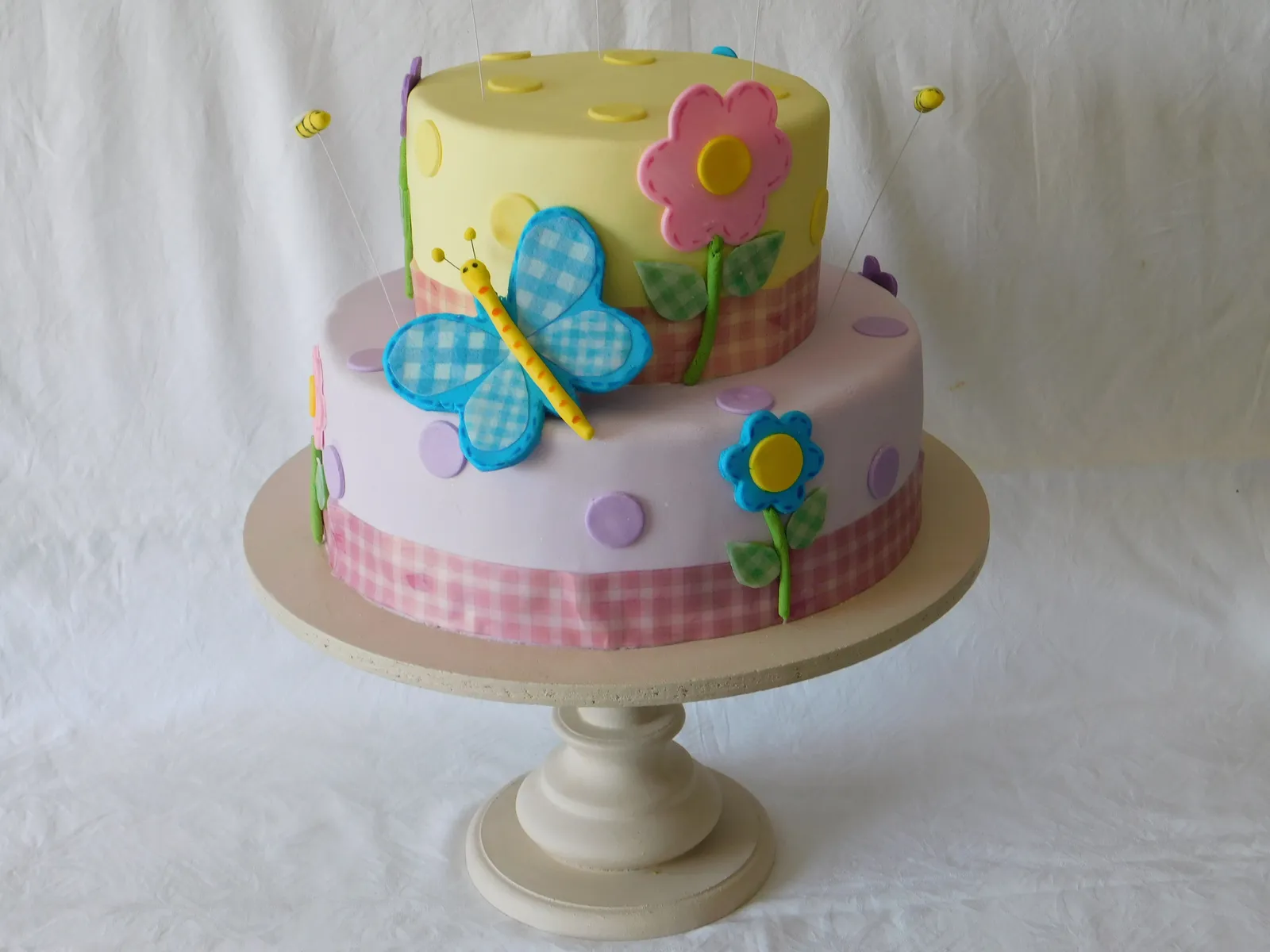 torta so peperutka