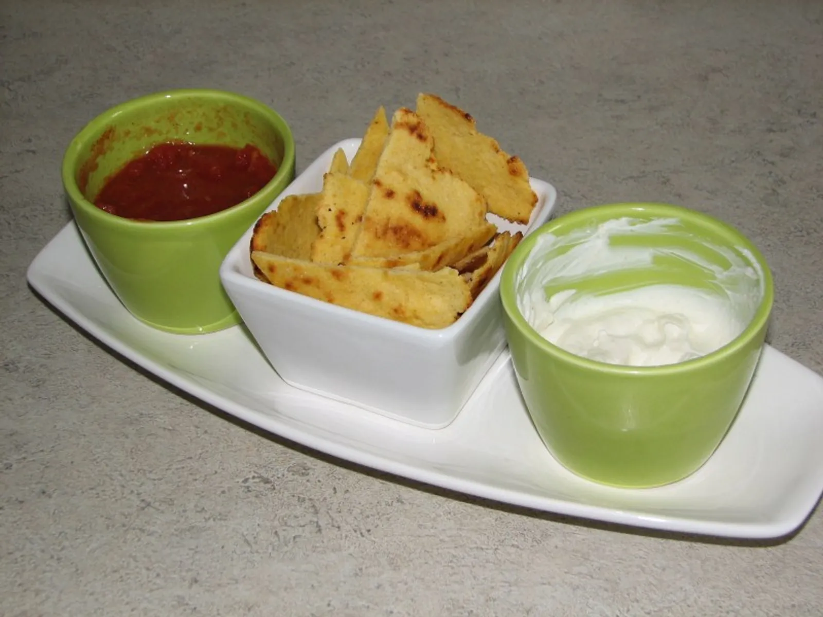 Home-made tortilla chips by mmmary