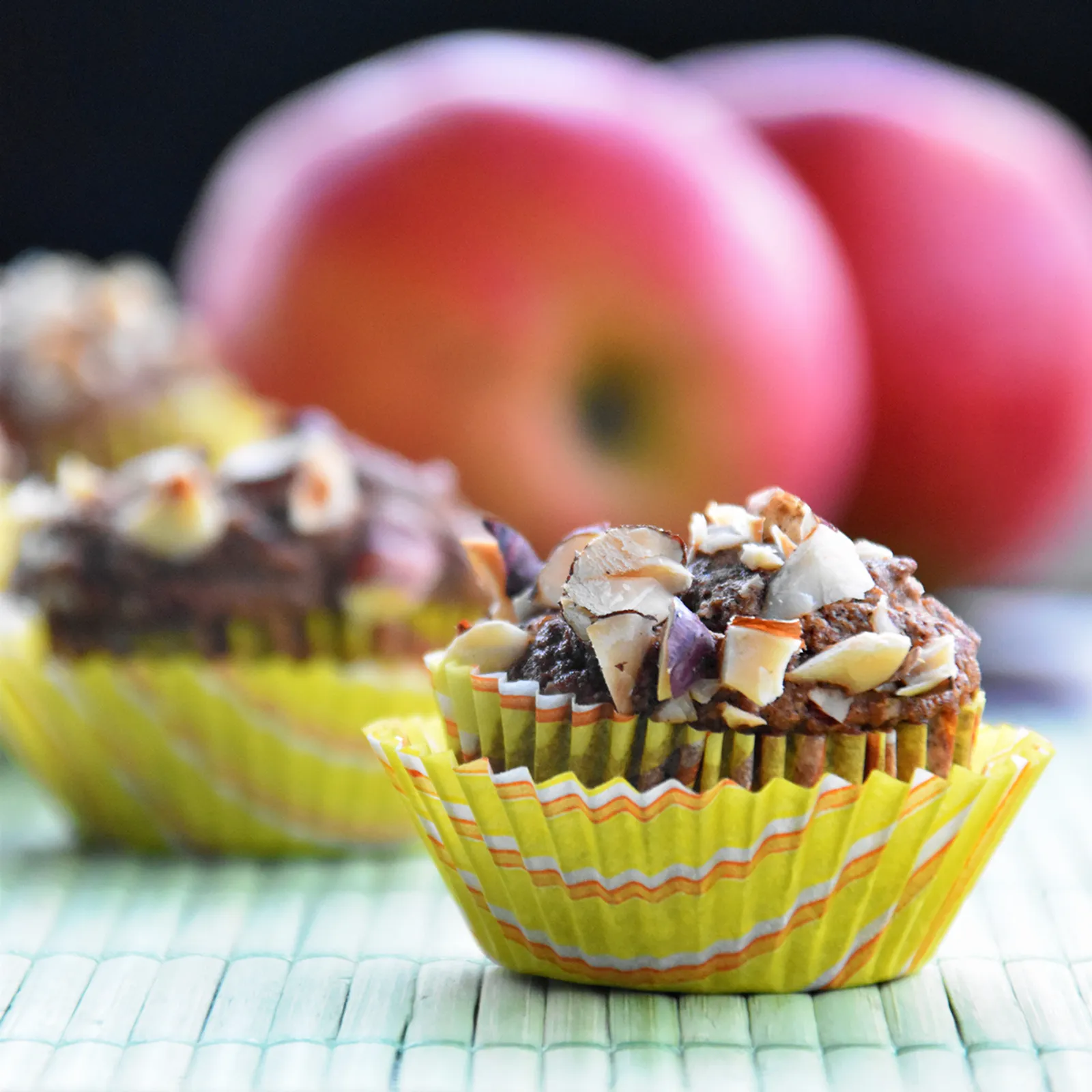 muffini od rogaca, heljde i jabuka | dmbio kuhinja