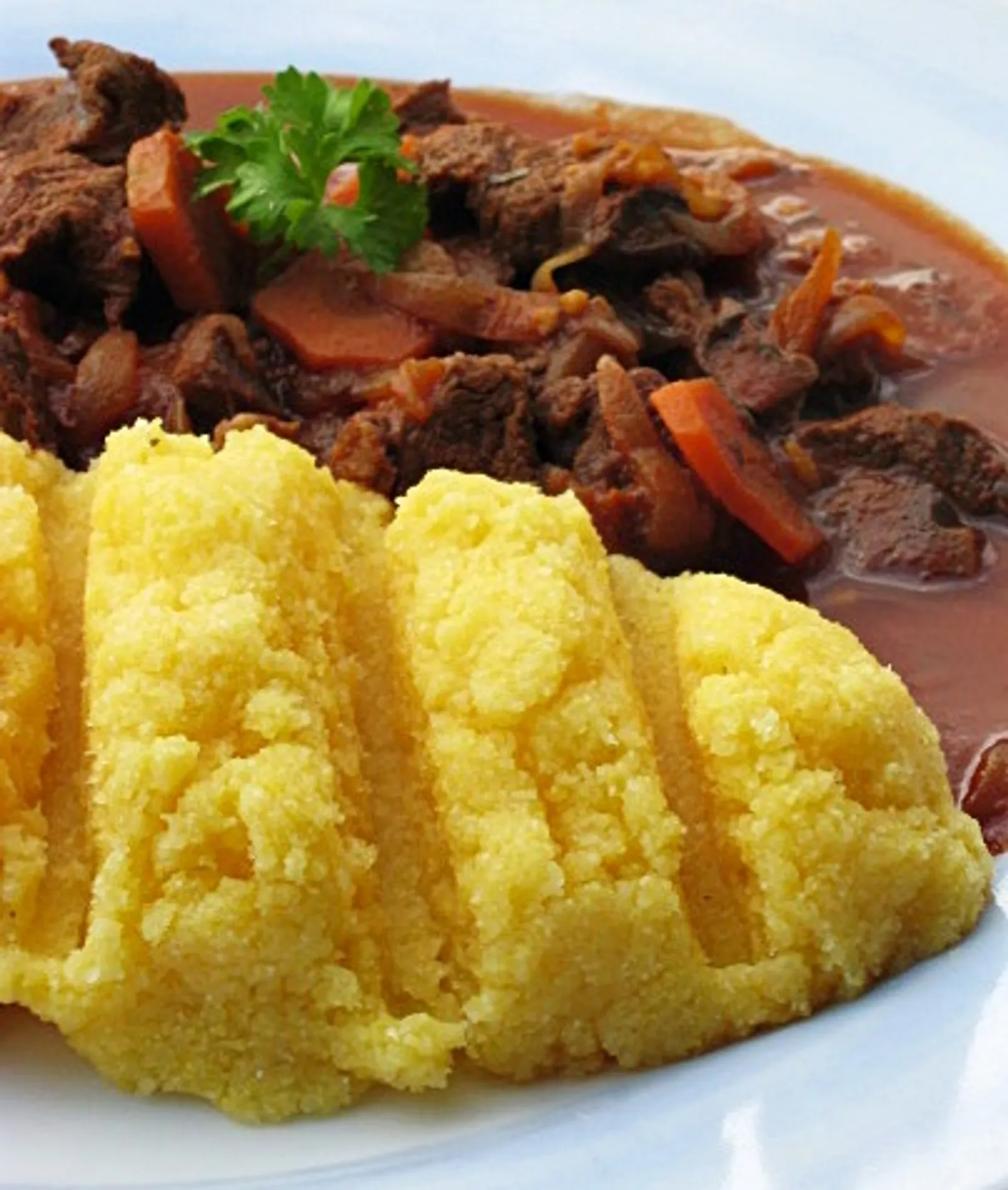 "Juneci gulas uz palentu!"