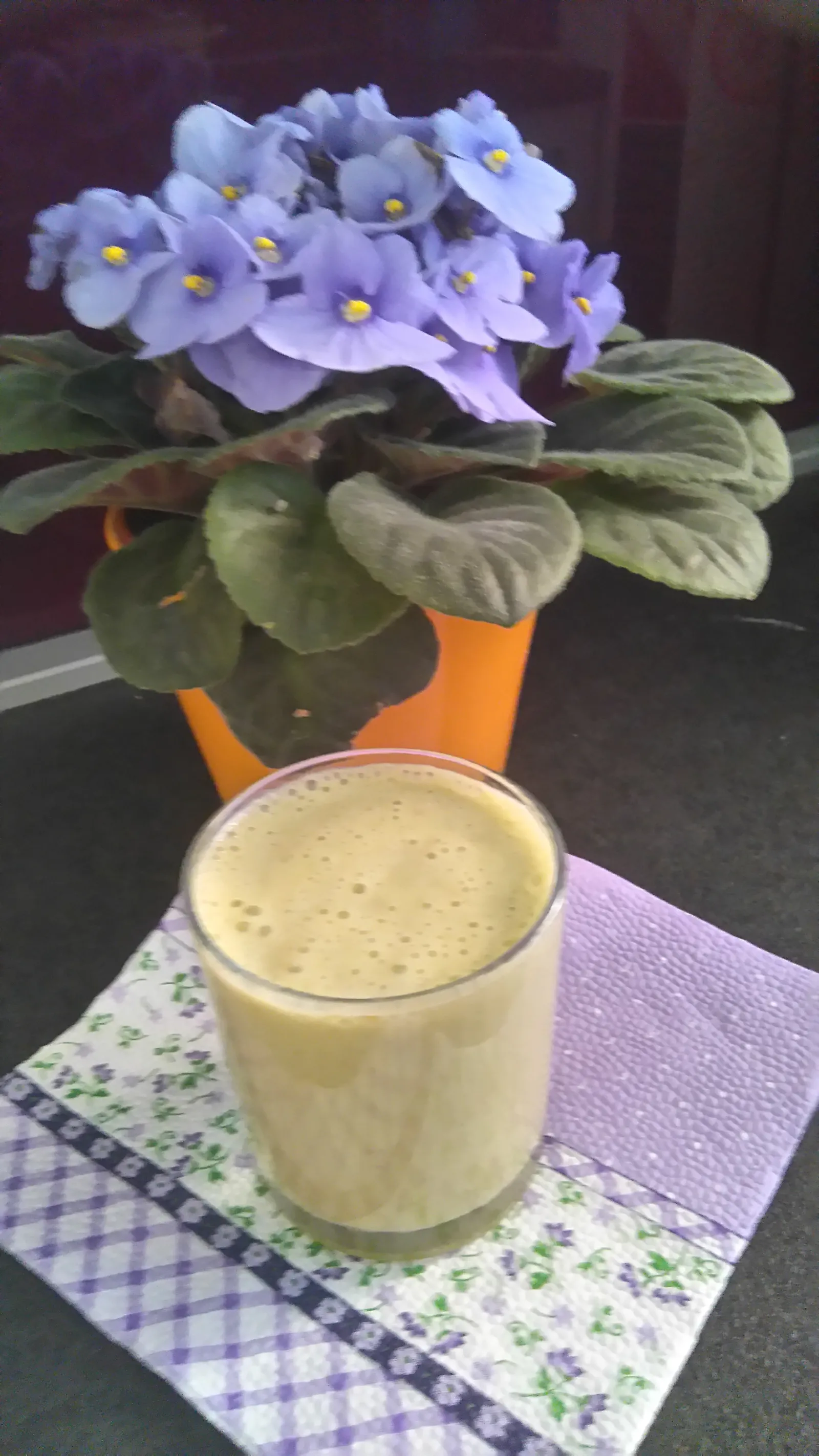 Smoothie sa mladim špinatom