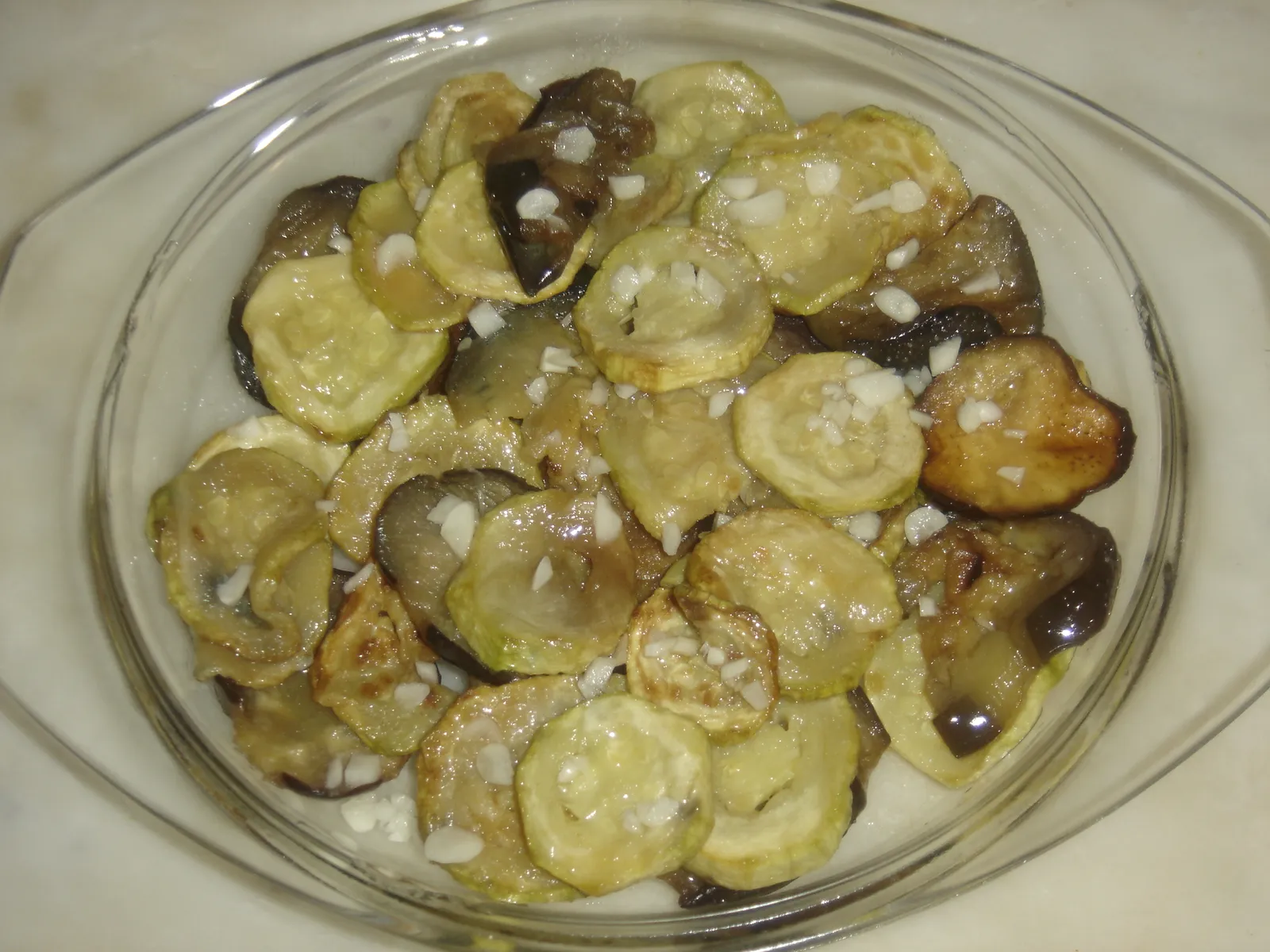1. Ljetna salata od patlidzana i tikvica