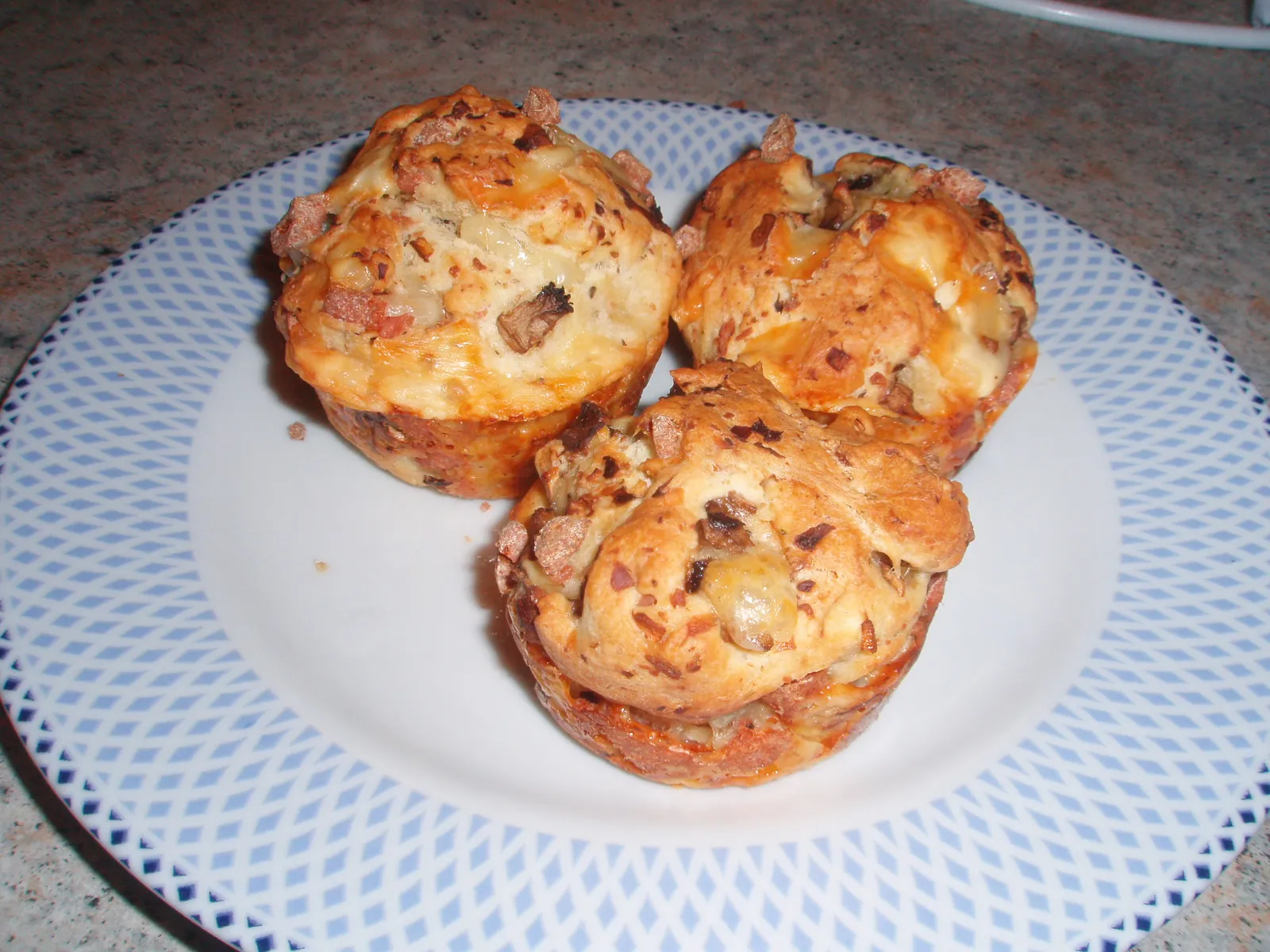 Pizza Muffins by Tufahijica