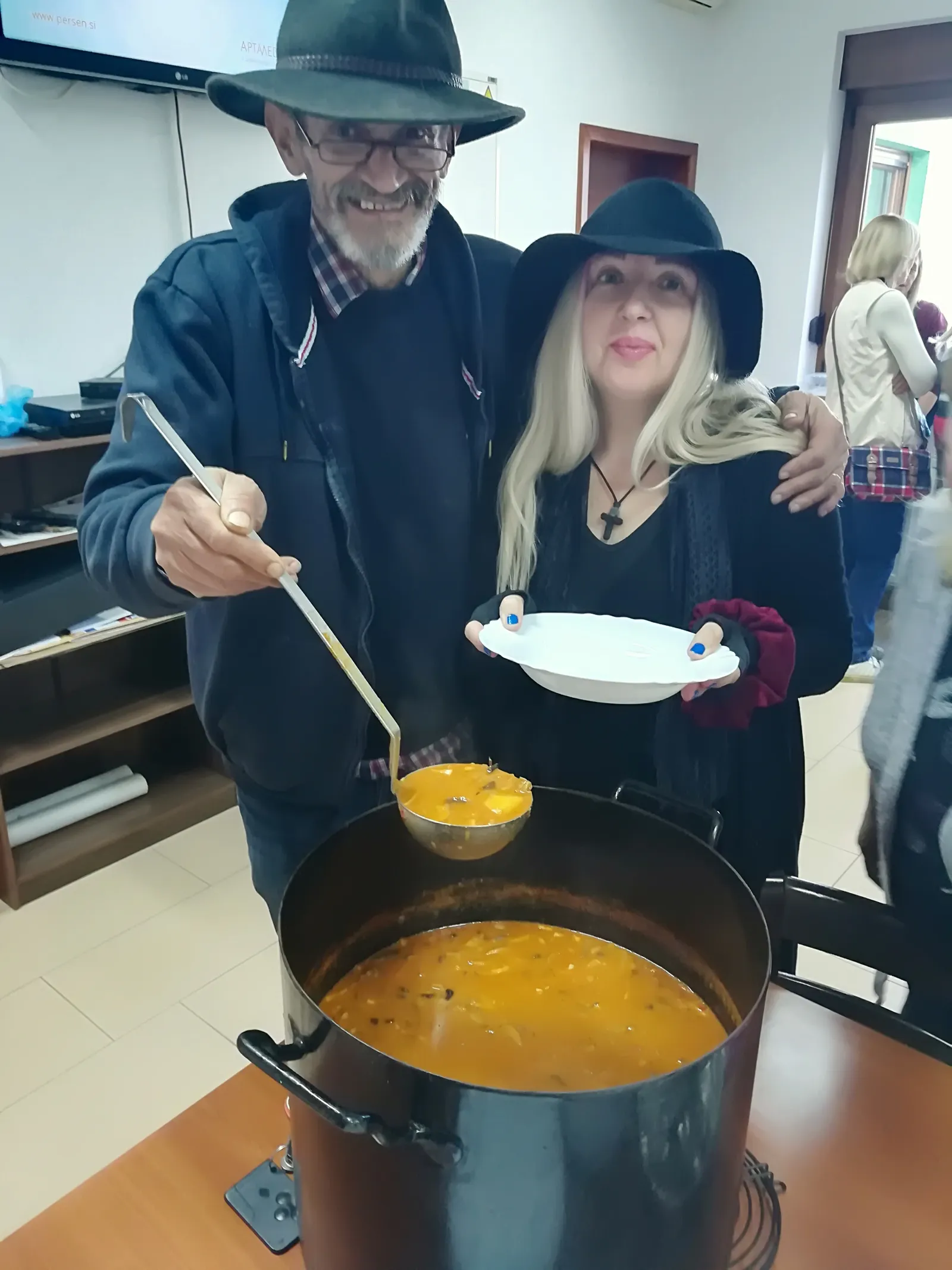 Čestitam plavojko