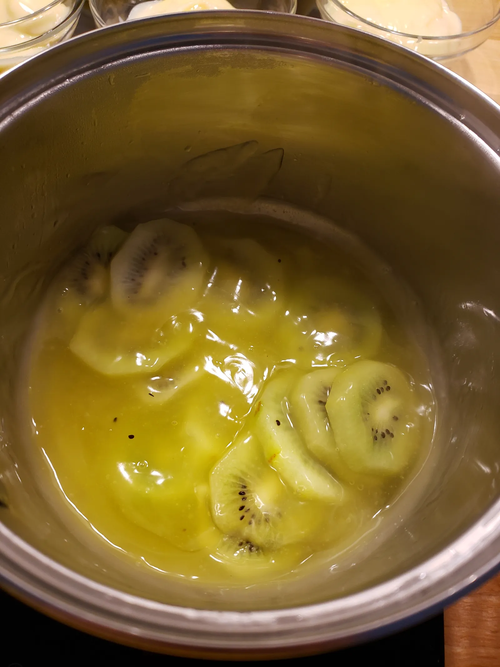 Kiwi u pudingu
