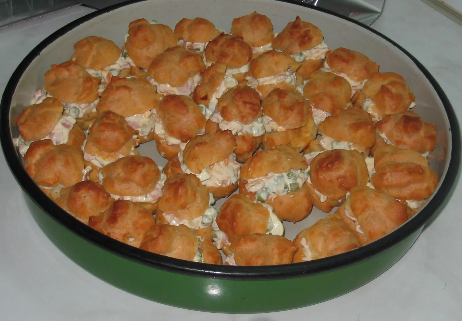 Ruska salata u princes krofni