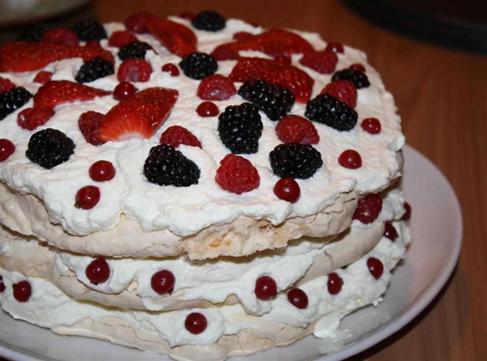 Pavlova by netherland