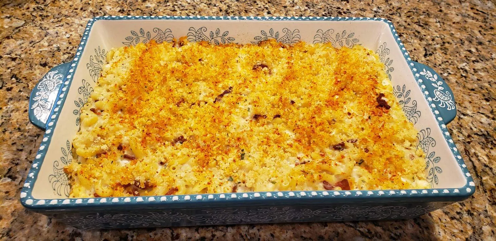 Zapeceni mac and cheese