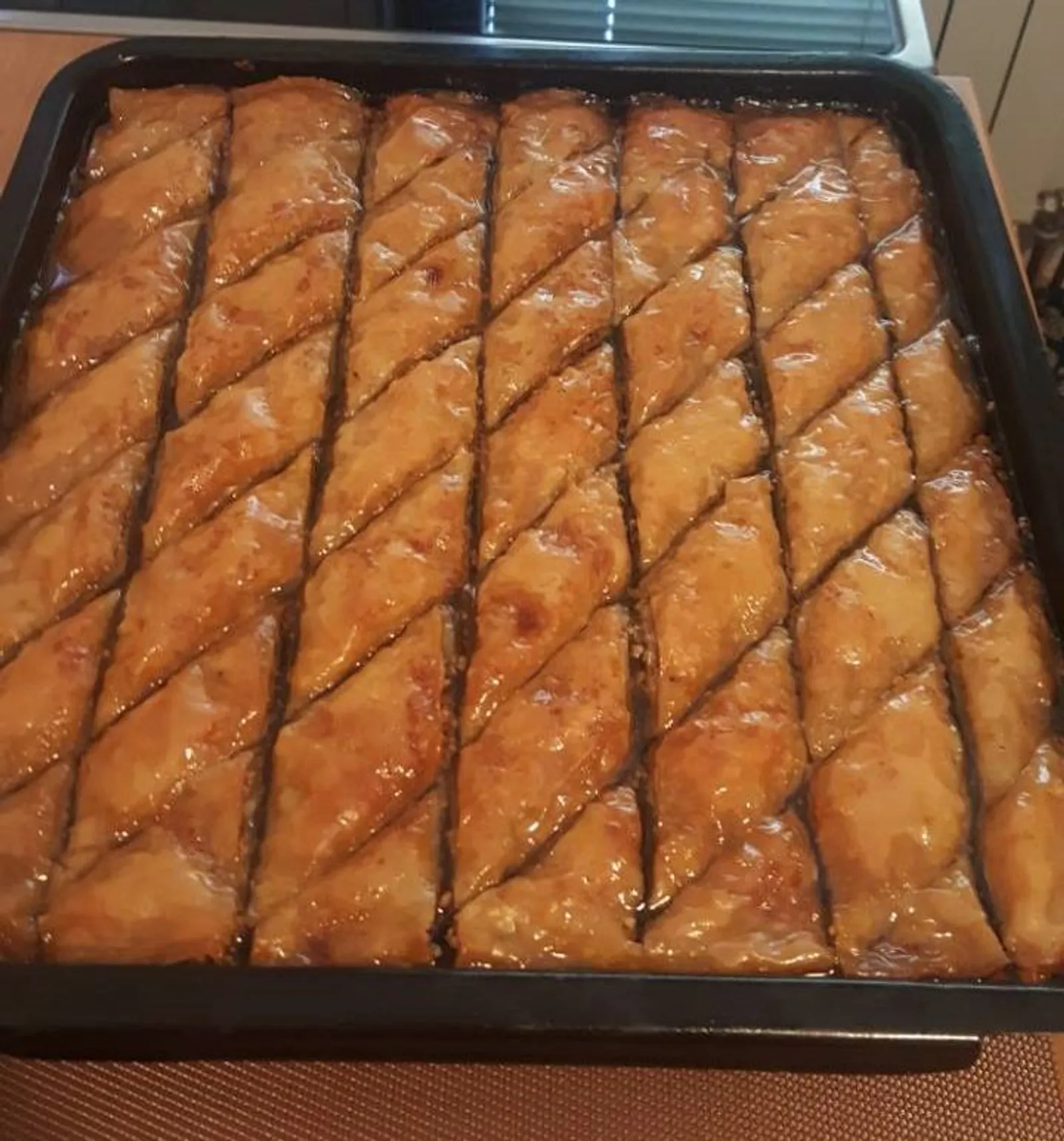 Baklava sa suhim sljivama