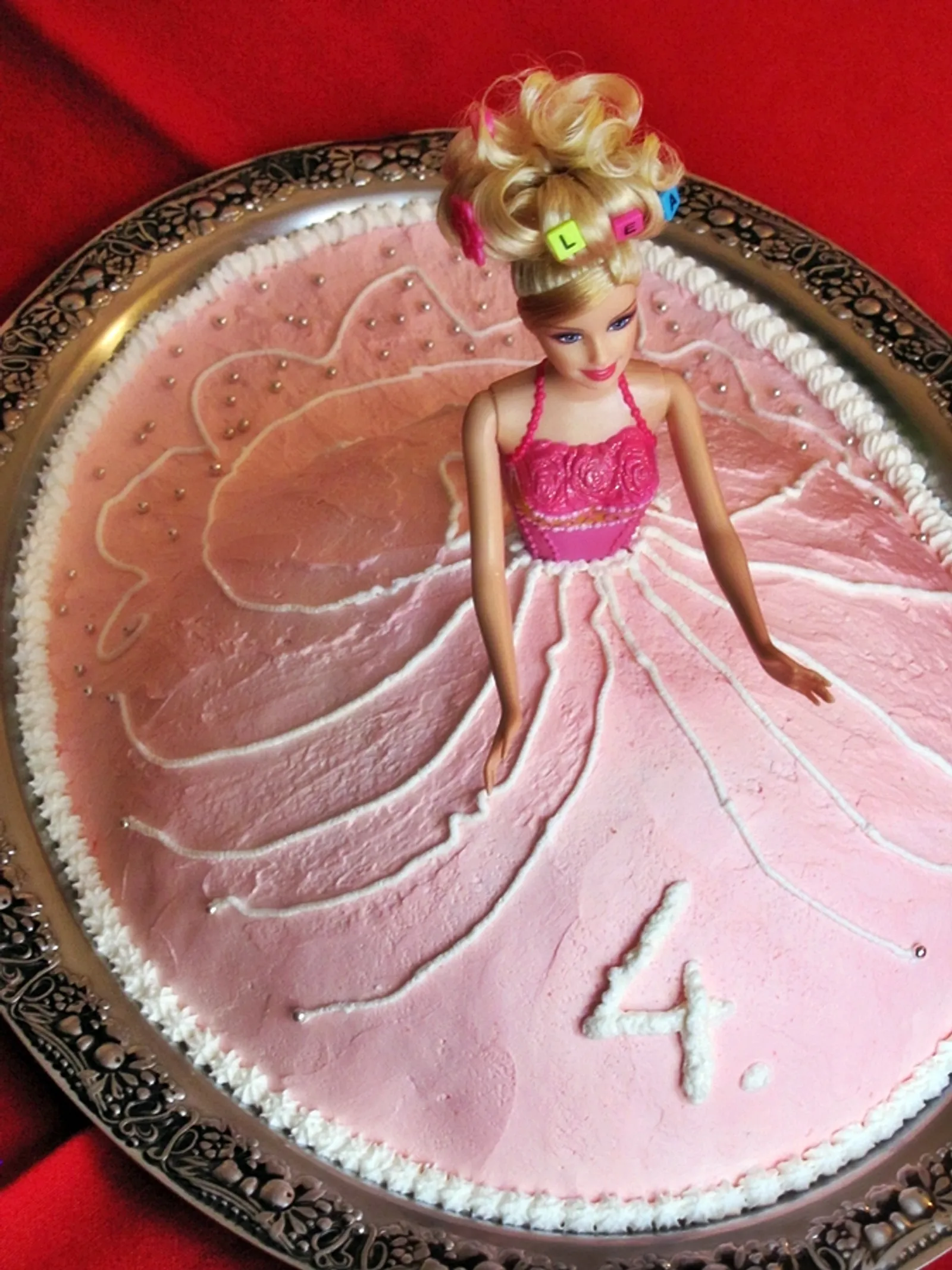 Barbie za Leu