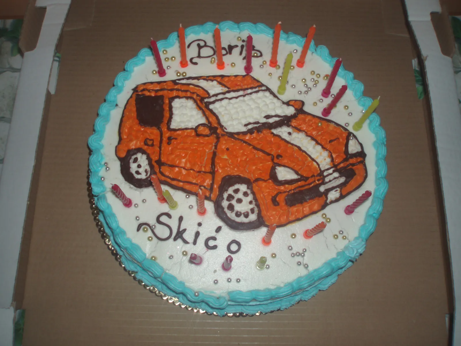 Torta Auto
