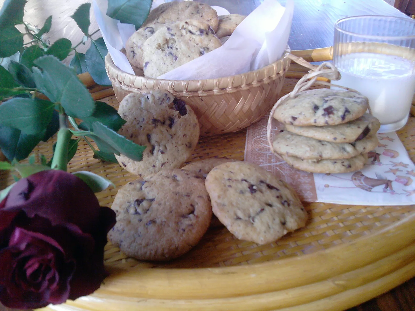 Chocolate chip cookie