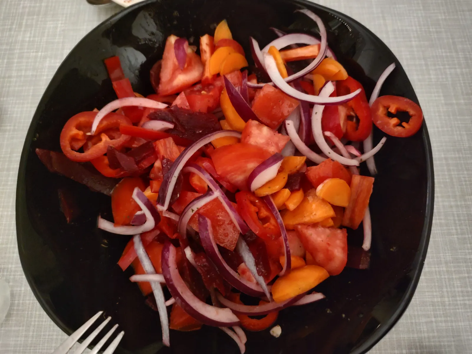 Crvena salata