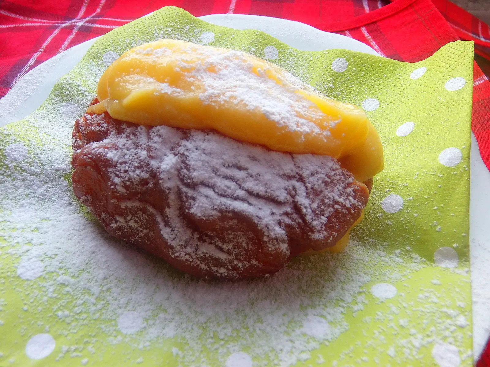 Lemon curd by Luli