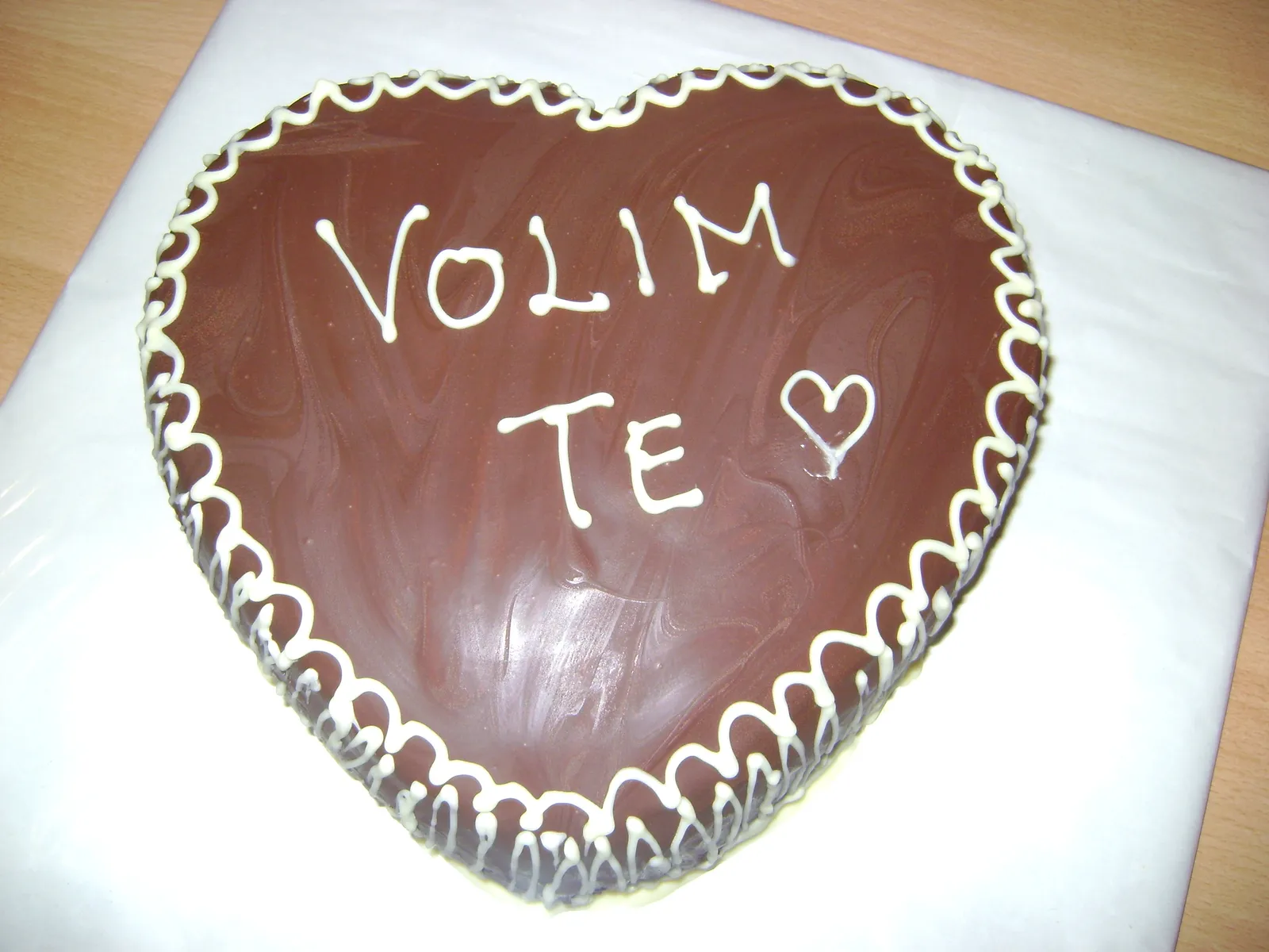 torta za valentinovo