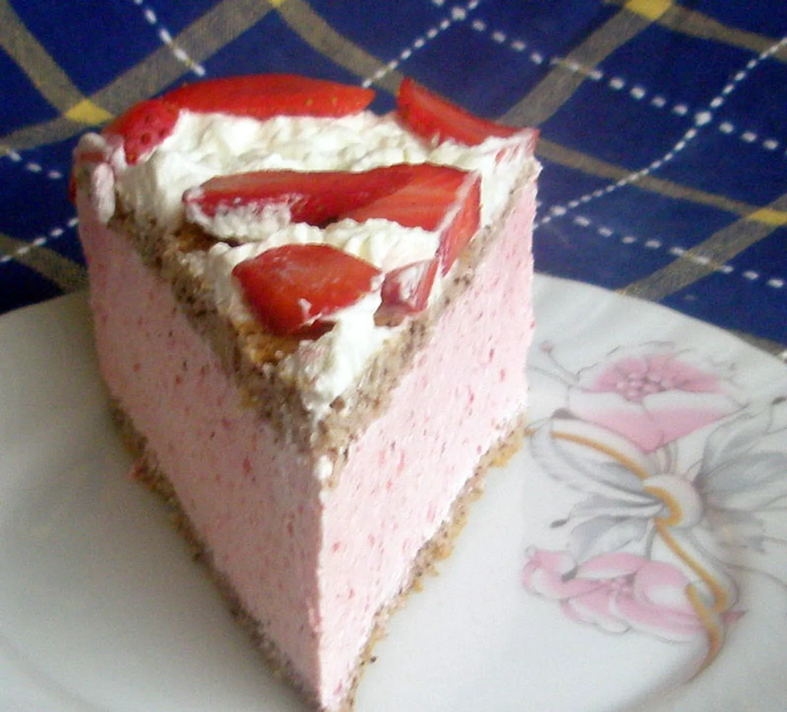 parfe torta od jagoda