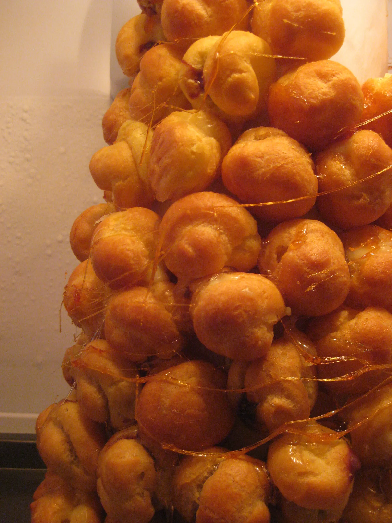 Croquembouche