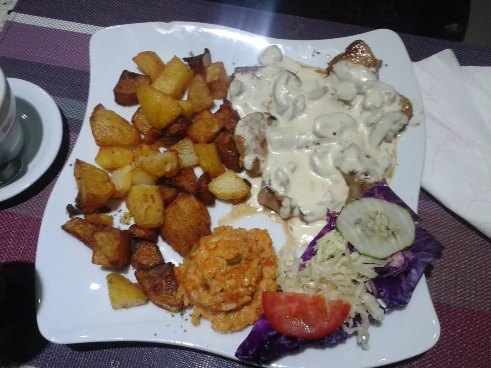 Al sam gladan al sam gladan mmmm..