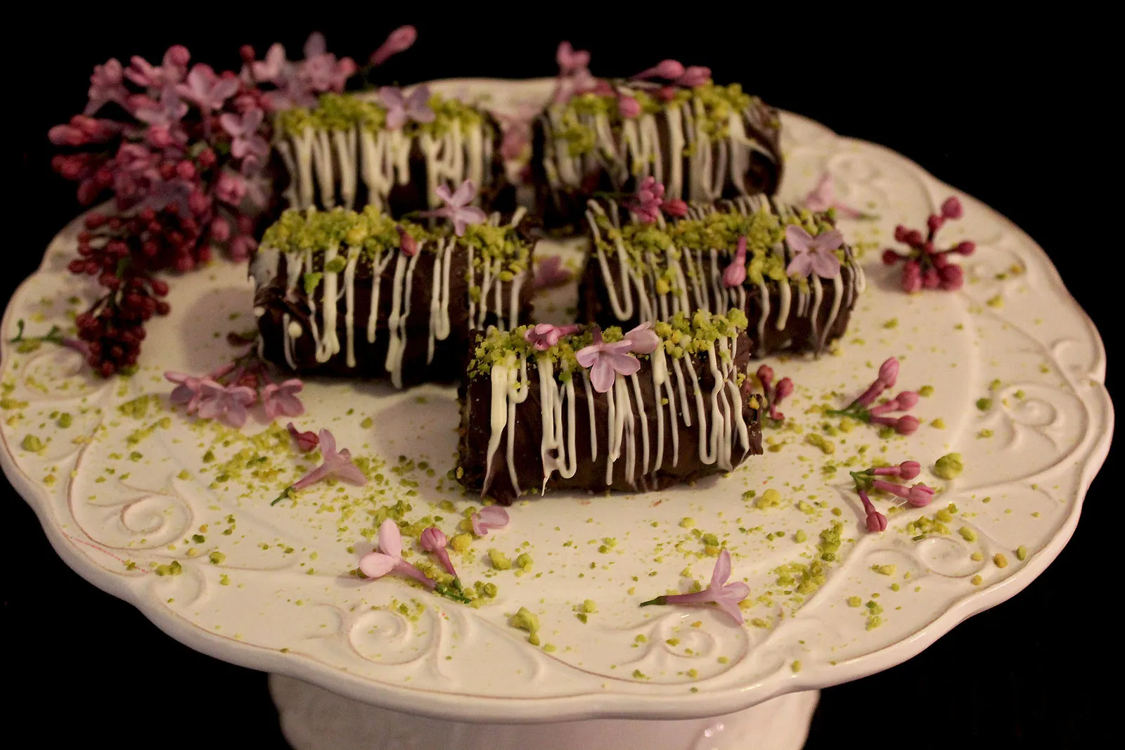 chocolate baklava rolls