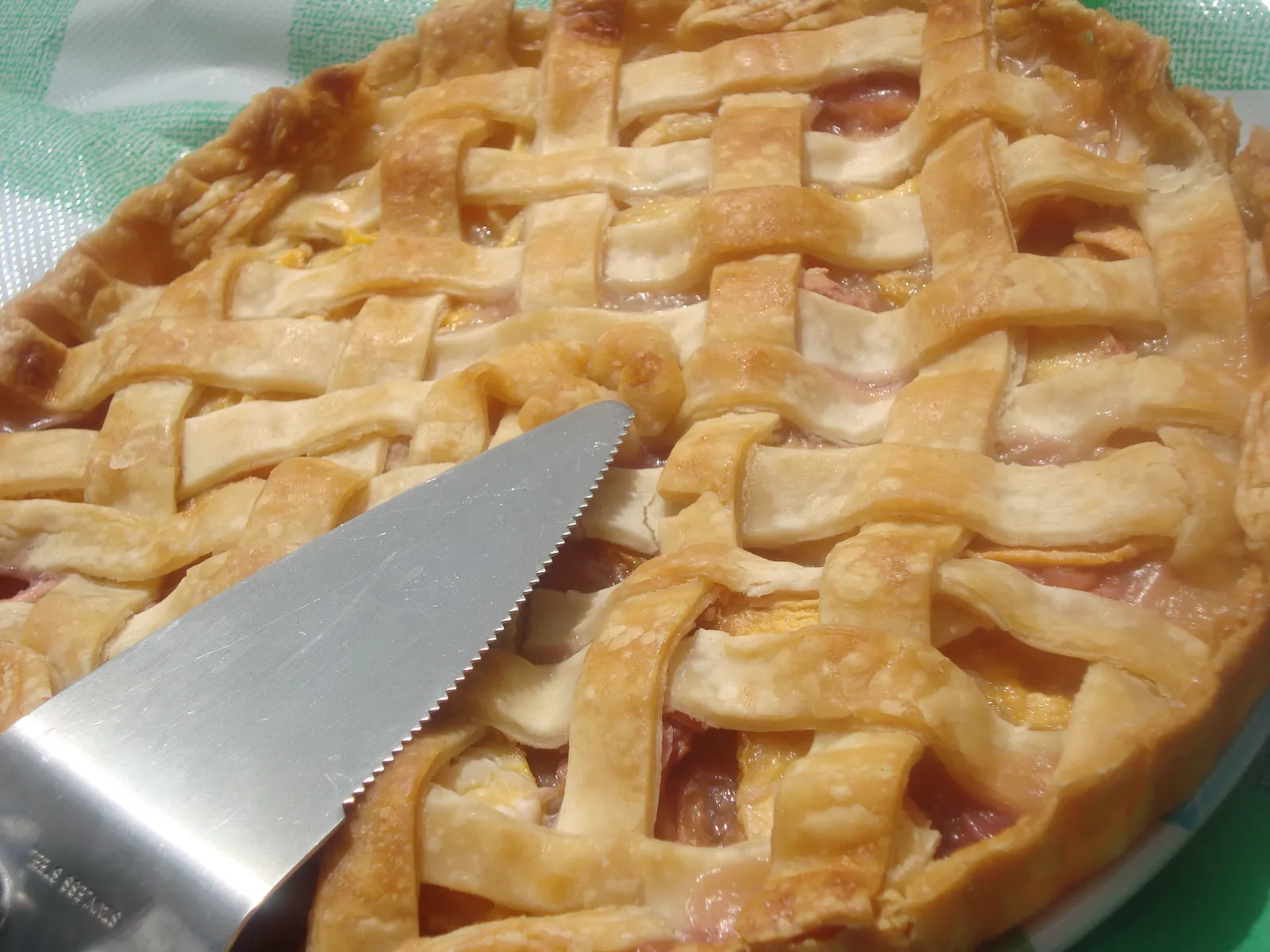 Moja peach pie