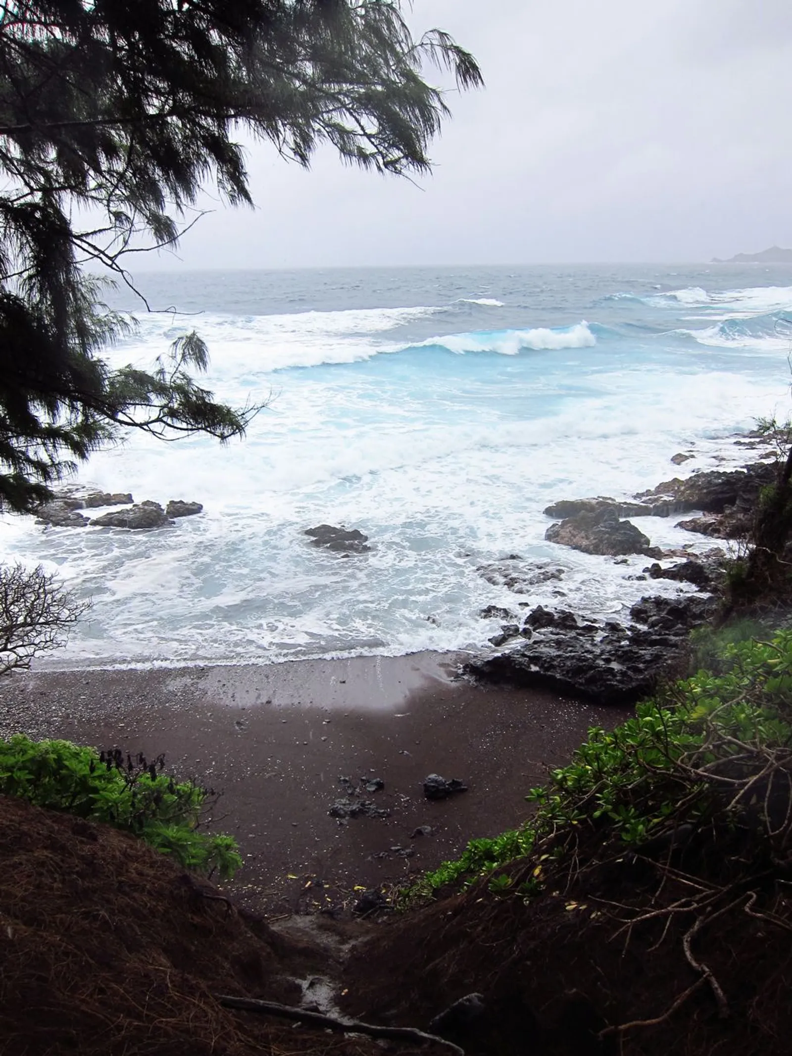 Maui, Red sand beach
