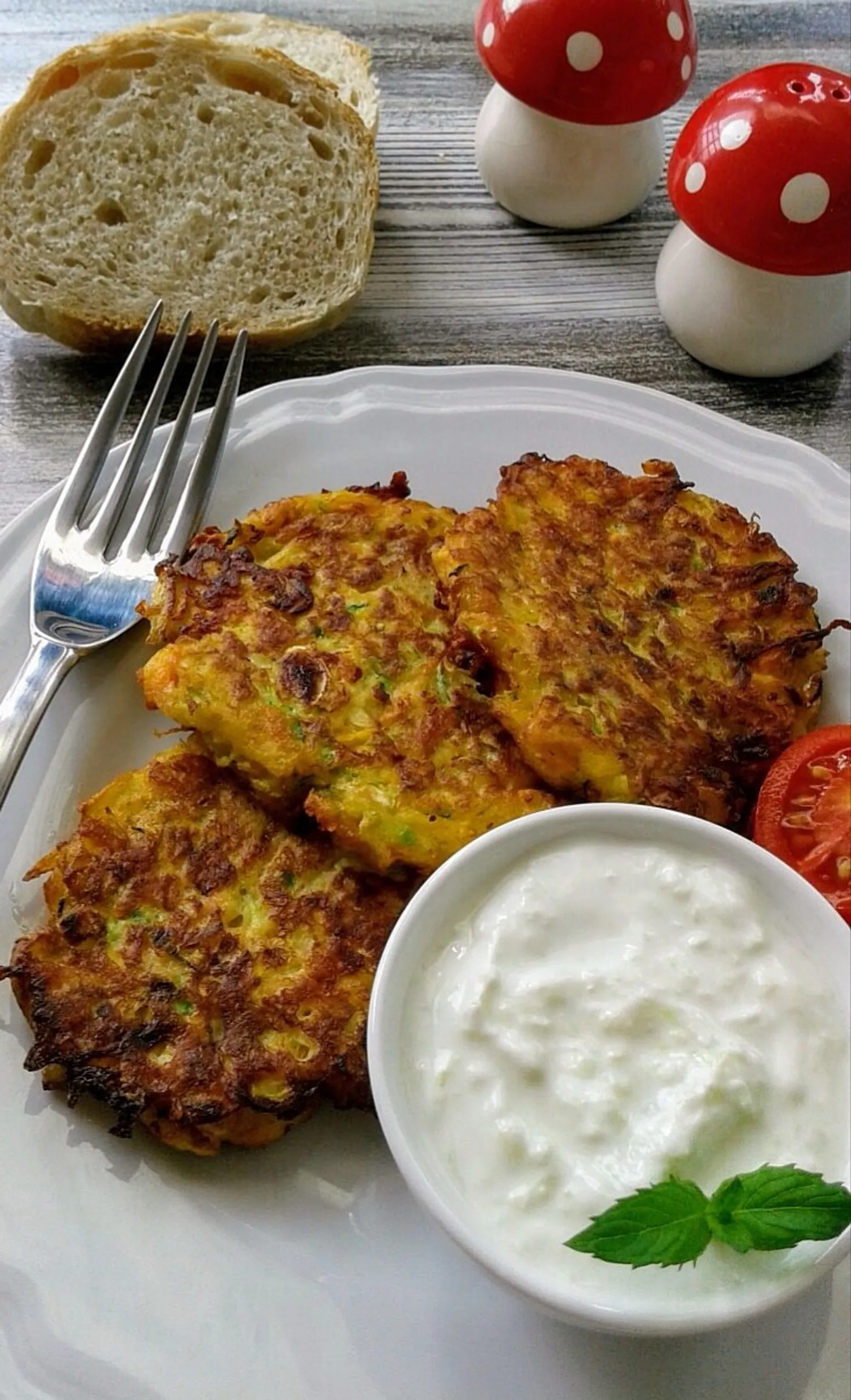 Šnicle od tikvica & krastavac salata