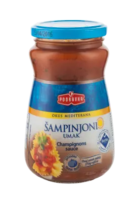 Tomato sauce with button mushrooms
