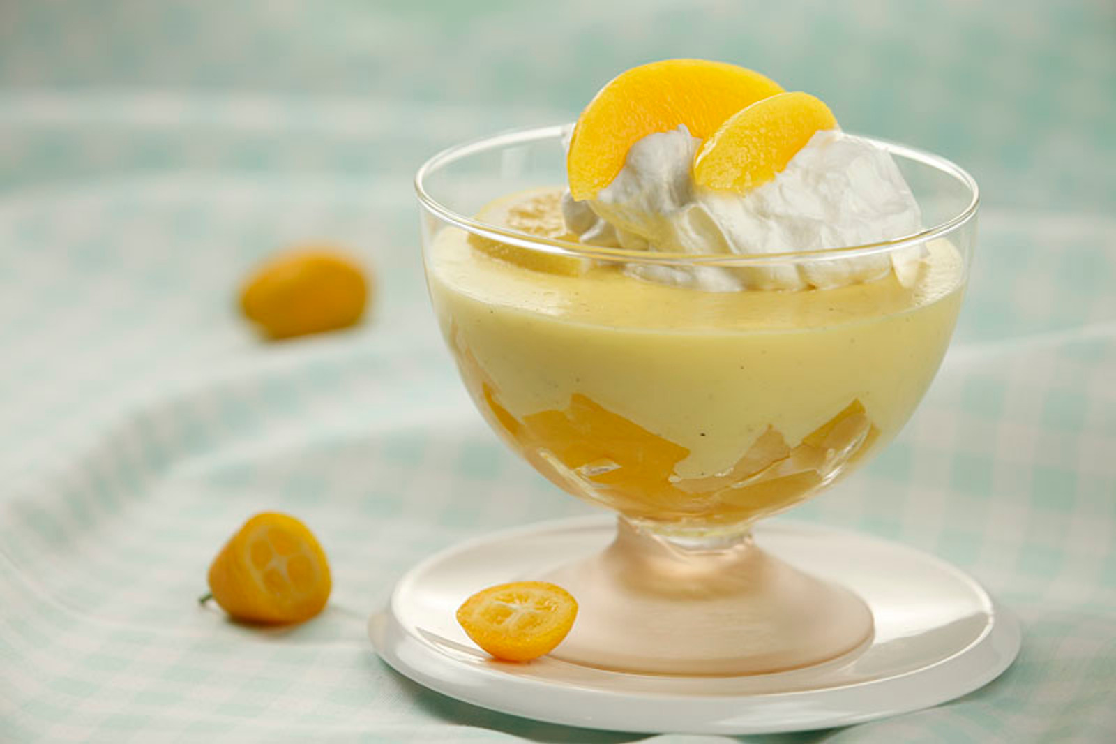 Voćni desert s okusom vanilije bourbon